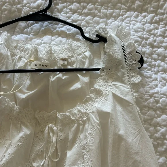 Doen Traveler Top - Picture 2 of 4